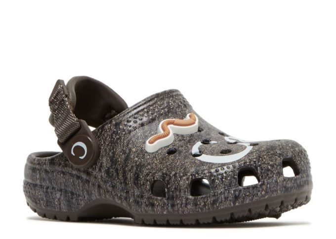 Anwar Carrots x Clog Kids « Soil – Espresso »