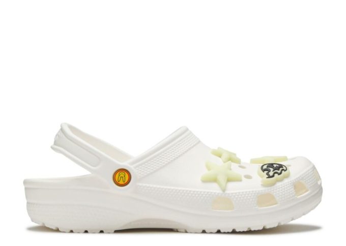 Bad Bunny x Classic Clog « Glow In The Dark » Bad Bunny x Classic Clog « Glow In The Dark »