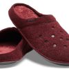 Chaussons Crocs Classic Casual Thick Stay Warm unisexes rouge vin 203600-60U
