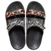 Chaussons Crocs Classic Clog Cozy unisexes noirs et multicolores « Noir » 207847-0C4 Chaussons Crocs Classic Clog Cozy unisexes noirs et multicolores « Noir » 207847-0C4