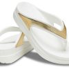 Chaussons Crocs (femmes) à semelle épaisse en or blanc « Or blanc » 206919-100