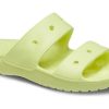 Chaussons unisexes jaunes Crocs Classic Clog Cozy 206761-75U