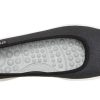 Chaussures basses respirantes et confortables Crocs Reviva pour femme, style sport décontracté, noir et blanc, 205880-066