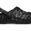 Chaussures Crocs Classic Clog (femmes) à motif géométrique « Noir » 210069-001