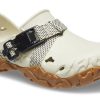 Chaussures tout-terrain Crocs Atlas « Bone Brown » 208173-2Y3