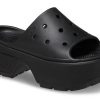 Claquettes Crocs Stomp « Noir » 209346-001