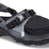Crocs BEAMS x Classic – Sabots d&rsquo;extérieur tout-terrain « Noir » 207447-001