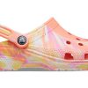 Crocs Classic Clog Marble Beach Sports Sandales unisexes rouges et multicolores « Rouge » 206867-83F
