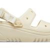 Crocs Classic Hiker Xscape « Beige » 208181-108