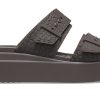 Crocs (Femme) 2 Brides Brooklyn « Marron » 208667-206