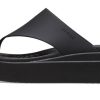 Crocs (Femme) Brooklyn Flip « Noir » 208727-001