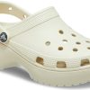 Crocs (Femme) Classic Clog « Blanc os » 206750-2Y2