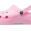 Crocs (Femme) Sabot plateforme classique « Flamant rose » 206750-6S0
