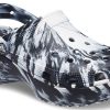 Crocs (Femme) Sabot plateforme classique marbré « Noir et blanc » 207176-066
