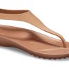 Crocs (Femme) Serena Flip « Marron » 205468-860