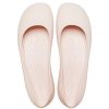 Crocs (femmes) Brooklyn Flats « Quartz » 209384-6UR