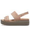Crocs (Femmes) Brooklyn Studded Low Wedge « Cork Mushroom » 209254-2DH