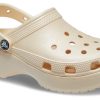 Crocs (femmes) Classic Clog Platform Shimmer « Vanille » 208590-108