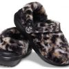 Crocs (femmes) Classic Fur Sure « Doublure Animal Oreo » 207303-0C4