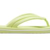 Crocs (femmes) Crocband Flip « Vert clair » 206100-3U4