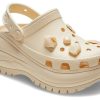 Crocs (femmes) Mega Crush Coquillages et Perles Clog « Beige » 209287-001