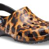 Crocs (Femmes) Sabots classiques imprimés animaux Sandales de plage décontractées Imprimé léopard 206676-90L