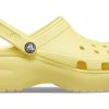 Crocs (femmes) Sabots classiques Sandales de sport « Jaune » 206750-7HD