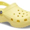 Crocs (femmes) Sabots classiques Sandales de sport « Jaune » 206750-7HD