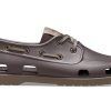 Mocassins plats Crocs minimalistes et confortables, marron, 206338-23B