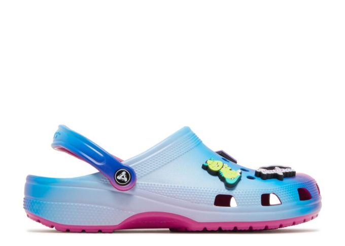 Palace x Rapha x Classic Clog « L&rsquo;éducation avant tout »