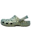 Sabot Crocs Classic Iridescent Géométrique « Vert » 209841-001