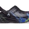 Sabot Crocs (GS) Classic à doublure duveteuse « Black Lightning » 207322-0C4