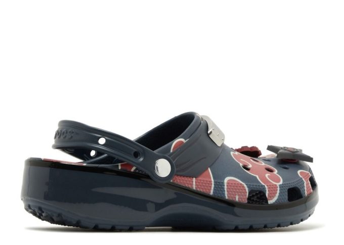 Sabot Naruto Shippuden x Classic « Itachi » Sabot Naruto Shippuden x Classic « Itachi »