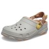 Sabot tout-terrain doublé Crocs « Gris marron » 207936-1LM