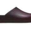 Sabots brunis Crocs Dylan « Cerise foncée » 209517-6WD