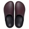 Sabots brunis Crocs Dylan « Cerise foncée » 209517-6WD