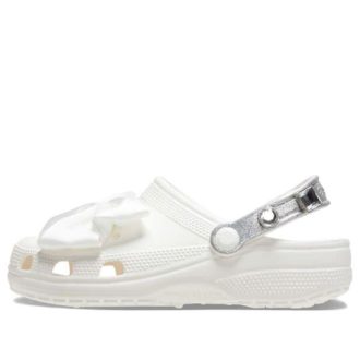 Sabots classiques Crocs (femmes) en exclusivité ASOS « Blanc » 209913-100