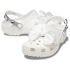Sabots classiques Crocs (femmes) en exclusivité ASOS « Blanc » 209913-100