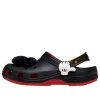 Sabots classiques Crocs (femmes) x Mickey Mouse « Noir Rouge » 209895-8C1