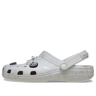 Sabots classiques Crocs x Futura Laboratories « Blanc perle » 209622-101