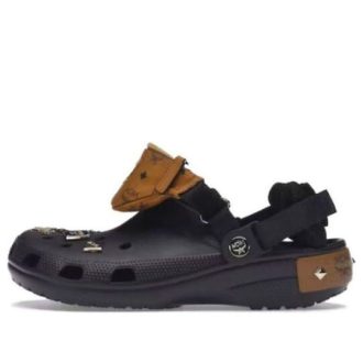 Sabots classiques Crocs x MCM « Black Tan » 207692-001