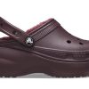 Sabots classiques à plateforme doublés Crocs (femmes) « Cerise foncée » 207938-6WD