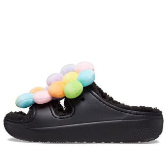 Sabots Crocs Classic Cozy Daisy (femmes) « Noir Multi » 209240-001