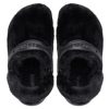 Sabots Crocs Classic Fur Sure à enfiler « Noir » 207303-001