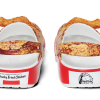 Sabots Crocs KFC x Classic « Imprimé poulet frit » 206675-90H