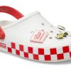 Sabots Crocs Toy Story Pizza Planet Off Court « Blanc Rouge » 209816-100