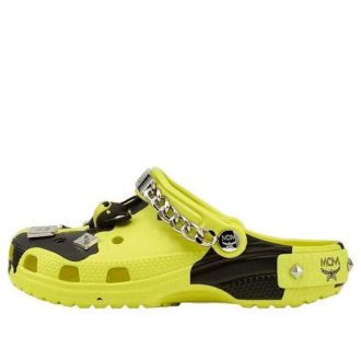 Sabots Crocs x MCM à imprimé camouflage « Jaune fluo » MEXCSMM27YN