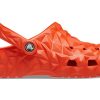 Sabots géométriques classiques Crocs (femmes) « Orange » 209563-84J
