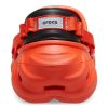 Sabots réfléchissants Crocs Echo « Orange Noir » 210004-84J