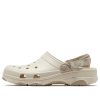 Sabots tout-terrain Crocs Classic « Pavés et stuc » 206340-2ZC